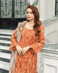 Svougish Trends: Pure Lawn Stitched Ensemble with Organza & Patchwork